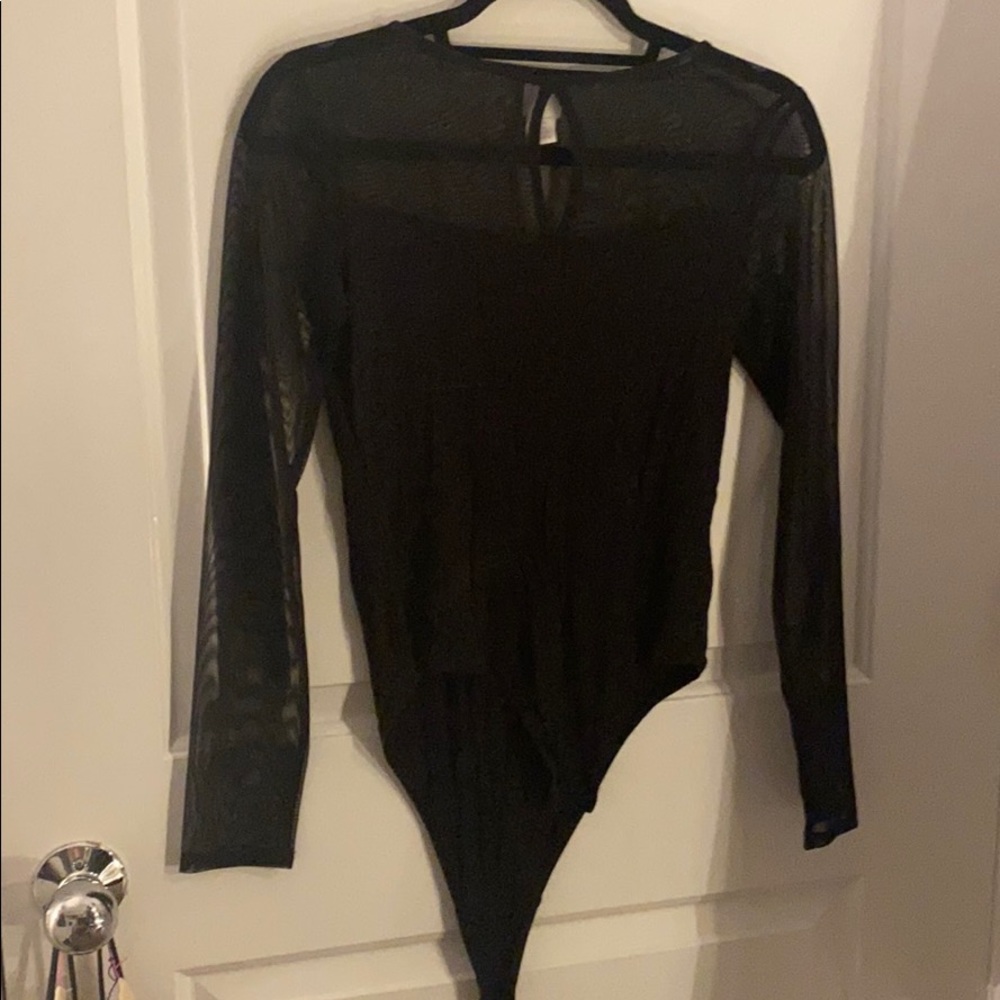 Mesh sleeve body suite